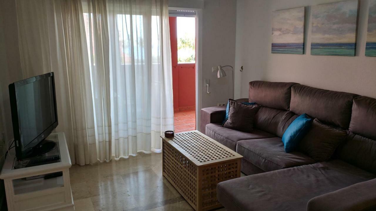 בנאלמדנה Apartamento Las Camelias מראה חיצוני תמונה