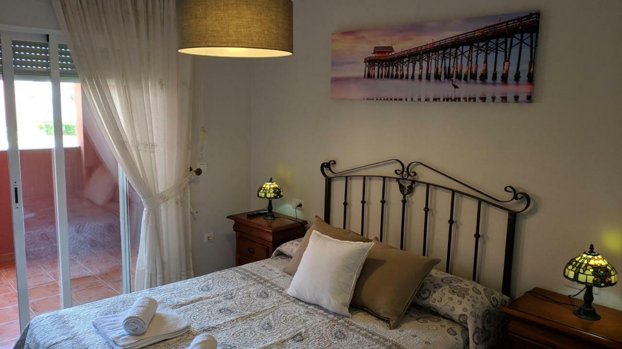 בנאלמדנה Apartamento Las Camelias מראה חיצוני תמונה