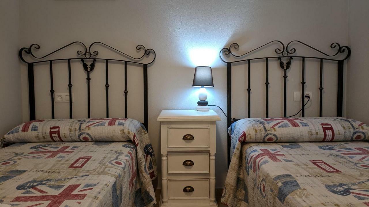 בנאלמדנה Apartamento Las Camelias מראה חיצוני תמונה